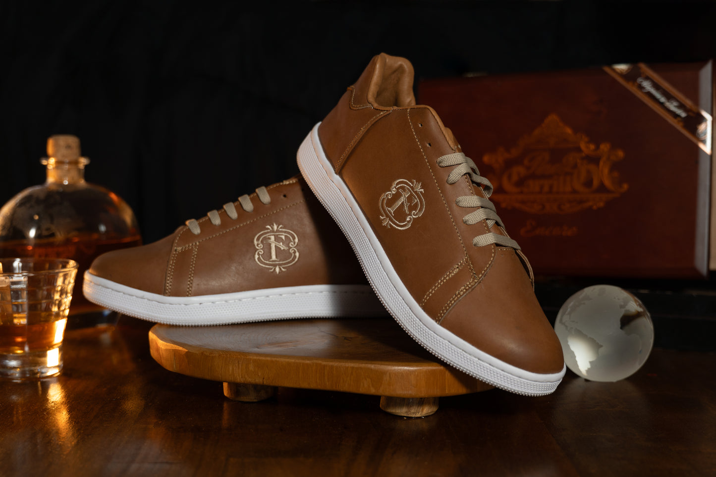 Brown leather sneaker